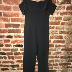 Black XS bytheway. Off The Shoulder Jumpsuit